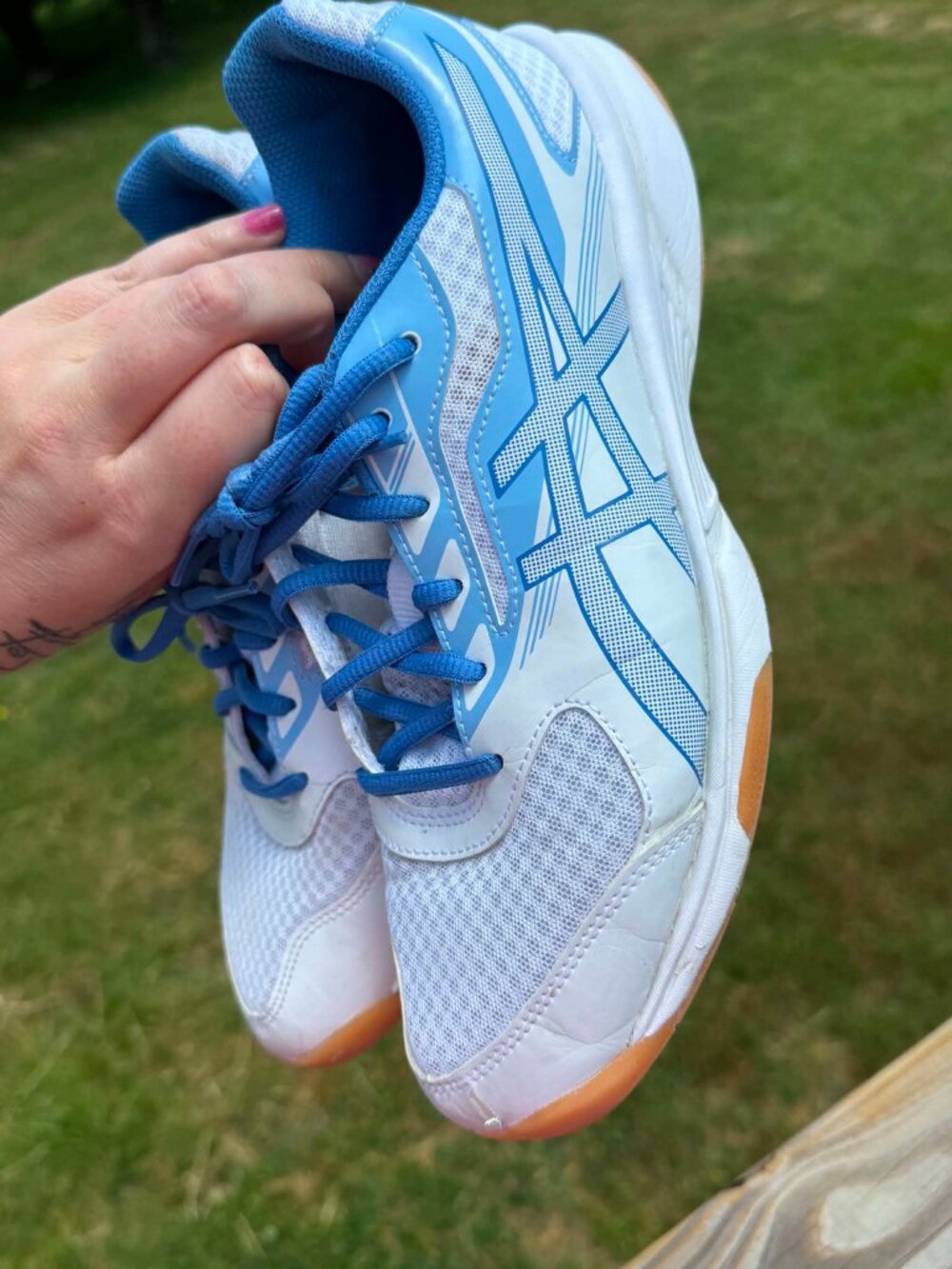 ASICS Mens 9.5 Upcourt Sneakers Blue White Athleisure Y2K Sporty Gym 3414